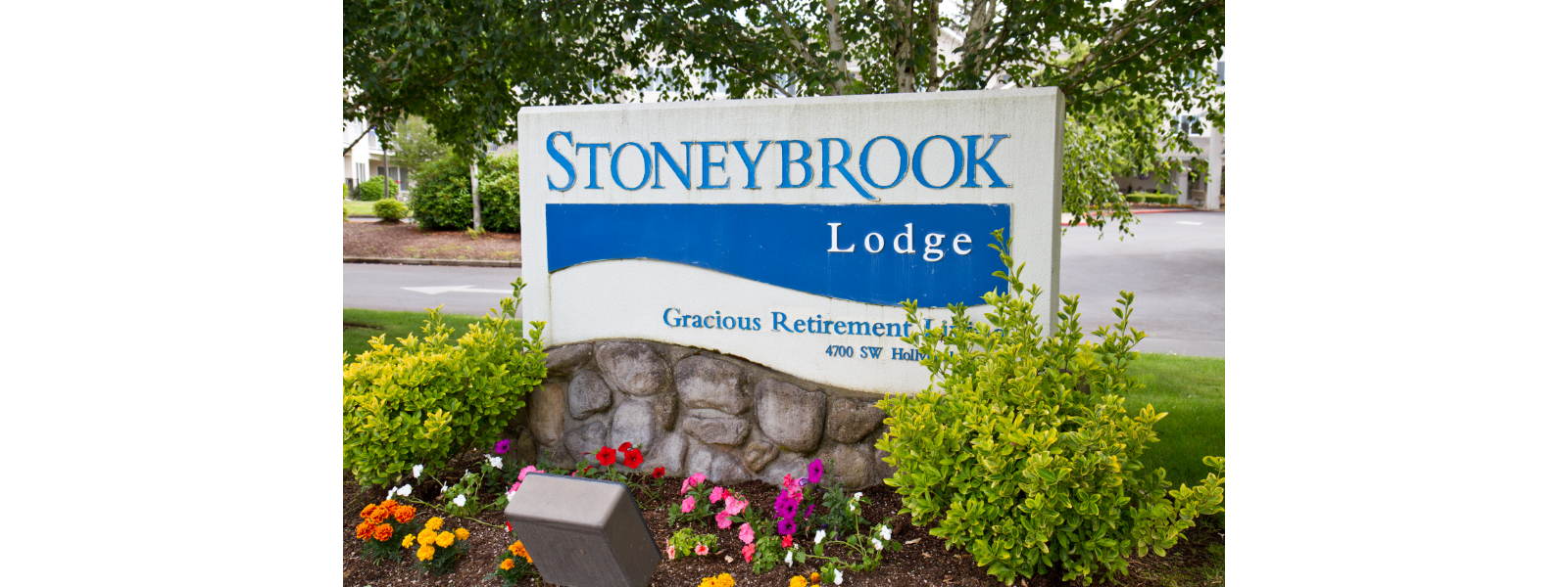 Stoneybrook Lodge Sign'